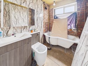 Photo 13- click for photo gallery